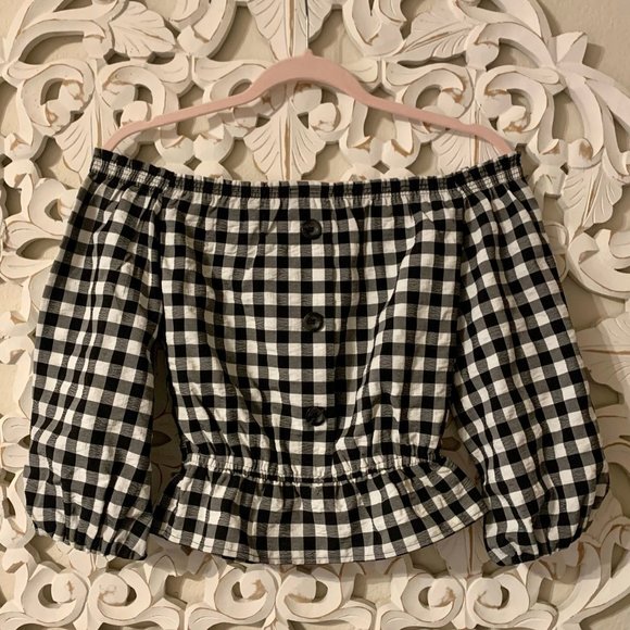 H&M Tops - H&M Black & White Off-Shoulder Top Size XS